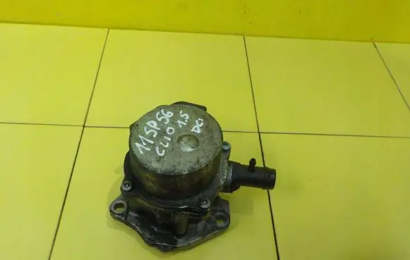Renault Clio IV Vacuum pump 46505272R