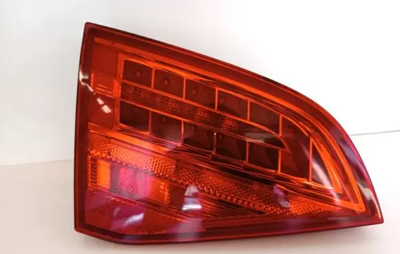 Audi A4 S4 B8 8K Tailgate rear/tail lights 8K9945093B