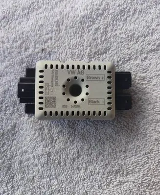 Seat Leon (5F) Aerial antenna amplifier 5Q0035570
