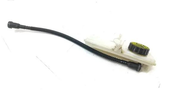 Citroen C4 II Picasso Brake fluid reservoir 9674882280