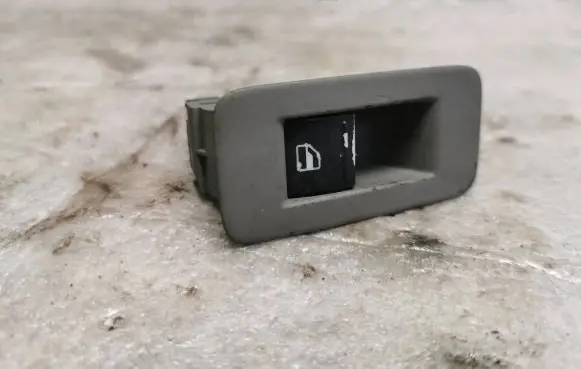 Volkswagen Touareg I Electric window control switch 7L6959855A