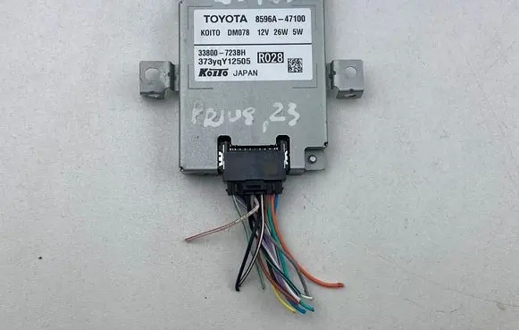 Toyota Prius xw60 Headlight ballast module Xenon 8596A47100 33800723BH