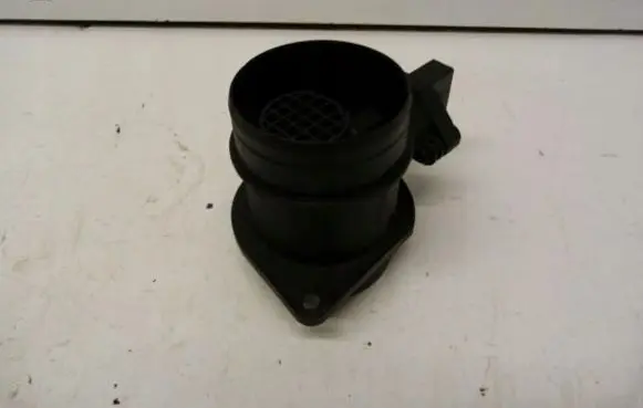 Skoda Octavia Mk2 (1Z) Mass air flow meter 038906461B