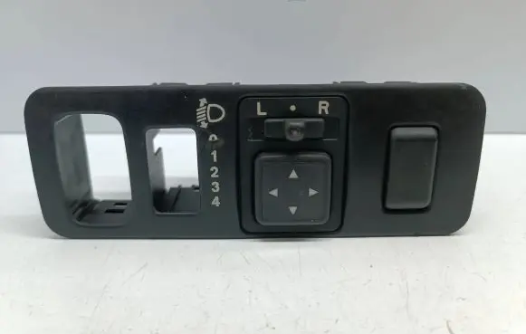 Mitsubishi Space Star Wing mirror switch MR240907 09119