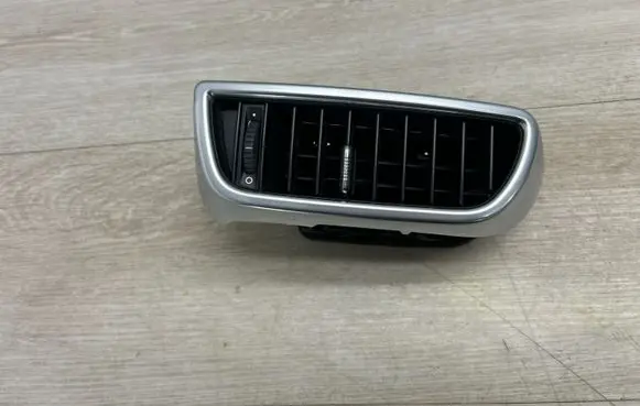 Porsche Cayenne (92A) Dash center air vent grill 7P5819728E 4590022602 958819728