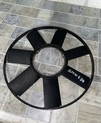 BMW 5 E39 Fan impeller 2243303