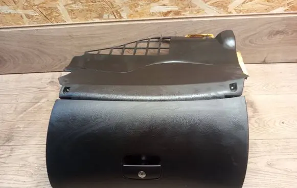 Volkswagen PASSAT B5.5 Glove box 3B1857101 1841915016