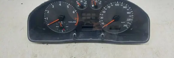 Audi A4 S4 B5 8D Speedometer (instrument cluster) 8D0919860G 16109721057 AU27Z0V0234337