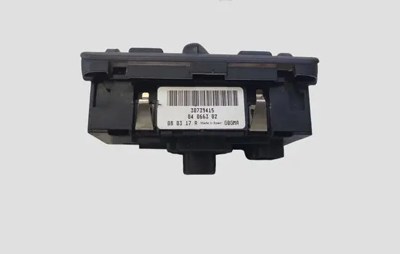 Volvo V70 Light switch 30739415 04066302
