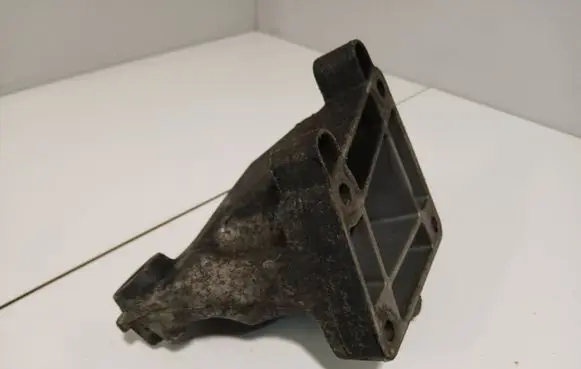 Mercedes-Benz ML W164 Engine mounting bracket A6422230304