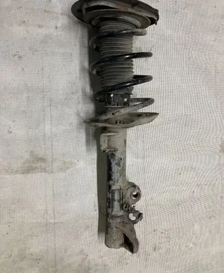 Mercedes-Benz E W212 Front shock absorber with coil spring