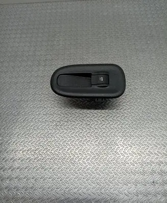 Renault Kangoo II Electric window control switch 8200548968 1007478