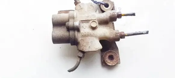 Nissan Almera Air suspension compressor 