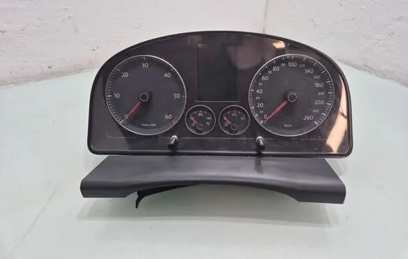 Volkswagen Touran I Speedometer (instrument cluster) 1T0920874A