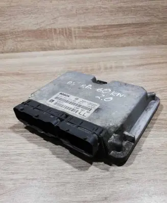 Opel Astra G Engine control unit/module ECU 90562574 0281001674