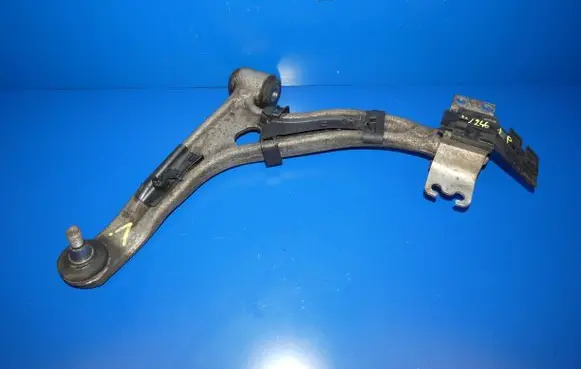 Mercedes-Benz B W246 W242 Front lower control arm/wishbone 