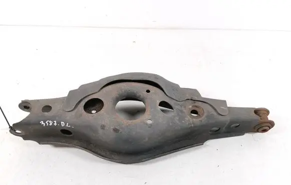 Toyota RAV 4 (XA30) Rear control arm 48730-42040