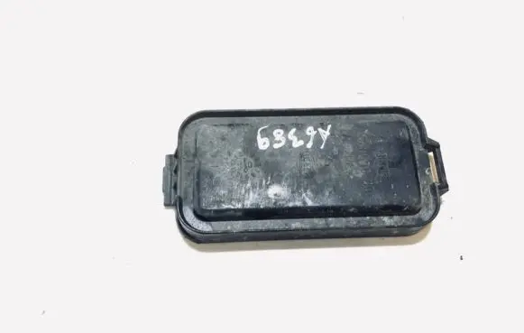 Volkswagen Bora Headlight/headlamp dust cover 963596-00