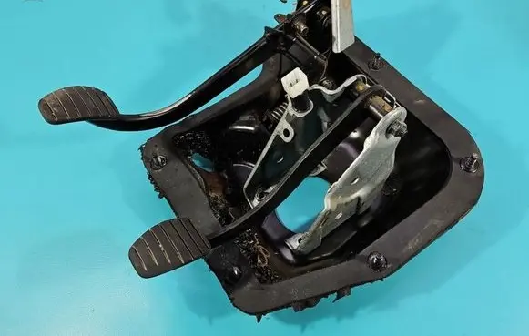 Opel Vivaro Pedal assembly 93857572 IMPRK1596539
