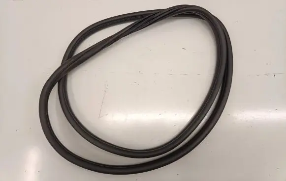 Mini Cooper Countryman F60 Front door rubber seal