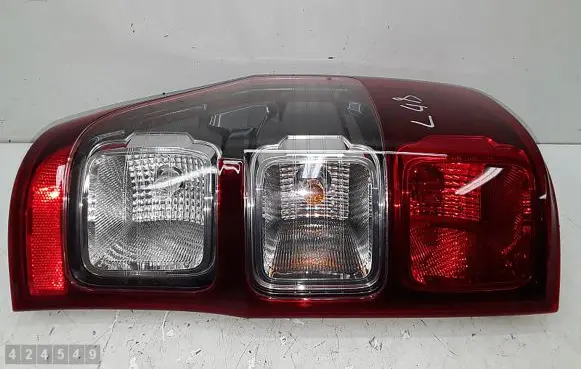 Ford Ranger Rear/tail lights GB3B13405