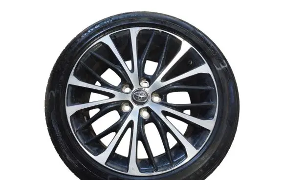 Toyota Camry VIII XV70 R18 alloy rim 