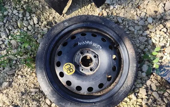 Nissan Note (E11) R15 spare wheel 125-70R15