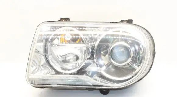Chrysler 300 - 300C Headlight/headlamp