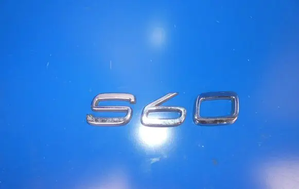 Volvo S60 Manufacturers badge/model letters 