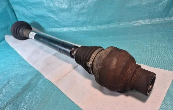 Volkswagen Golf Plus Front driveshaft 1K0407272PC 2PCJ