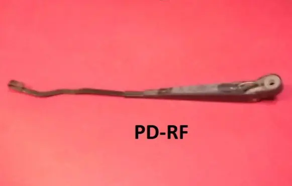 Mercedes-Benz W123 Front wiper blade arm 3399990553