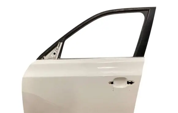 BMW X3 E83 Front door 3418539 65773418539