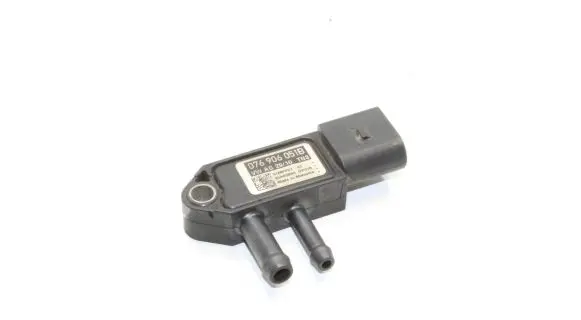 Volkswagen PASSAT CC Exhaust gas pressure sensor 076906051B