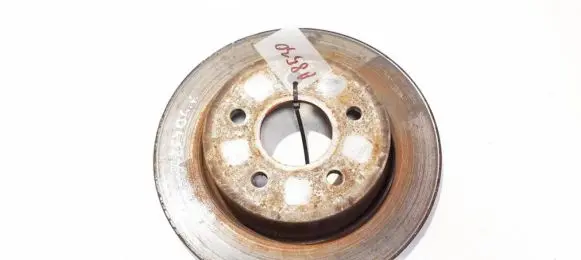 Ford Focus Rear brake disc neventiliuojamas