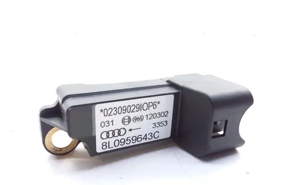 Audi A3 S3 8L Airbag deployment crash/impact sensor 8L0959643C 120302