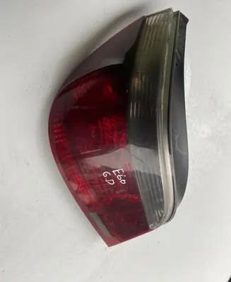 BMW 5 E60 E61 Rear/tail lights 6910767 102256 0575641