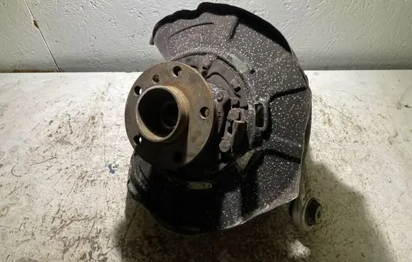 BMW X5 E70 Rear wheel hub