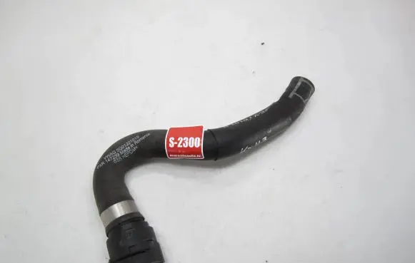Volkswagen PASSAT B8 Engine coolant pipe/hose 5Q0122101S 147239