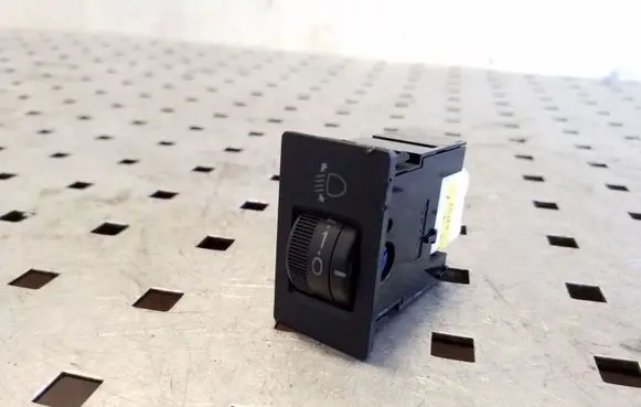 Toyota RAV 4 (XA20) Headlight level height control switch
