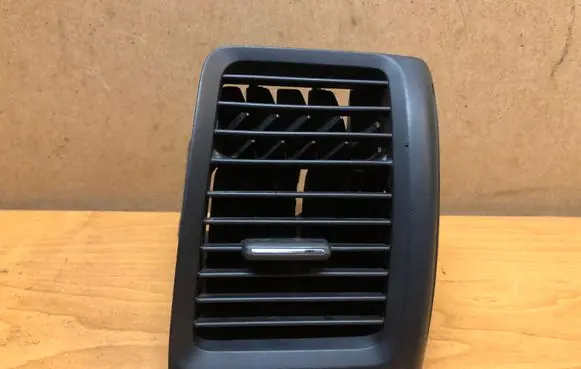 Honda Accord Dashboard side air vent grill/cover trim E6165131100