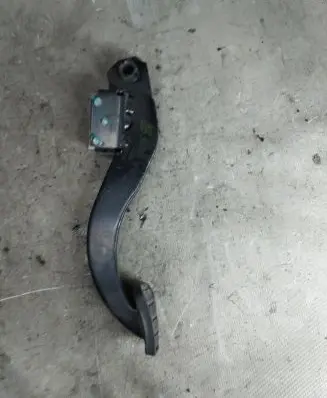 Volkswagen Sharan Brake pedal 7M4721141 542810PT