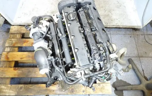 Peugeot 307 CC Engine