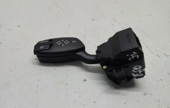 BMW 5 E60 E61 Indicator stalk 6924103 6924103B 01106720