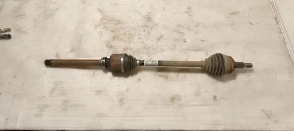 Opel Grandland X Front driveshaft 9811176480