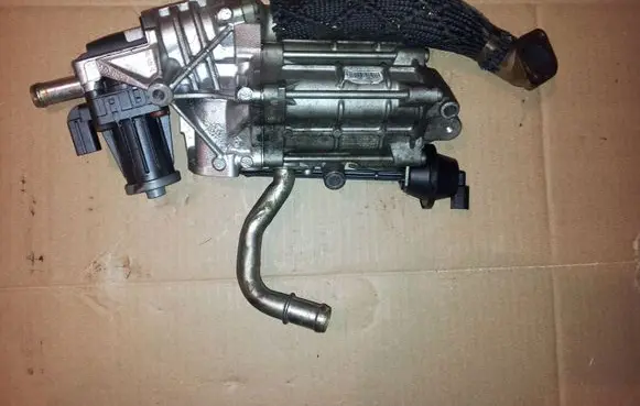 Jaguar XF EGR valve cooler 9X2Q9U438CA