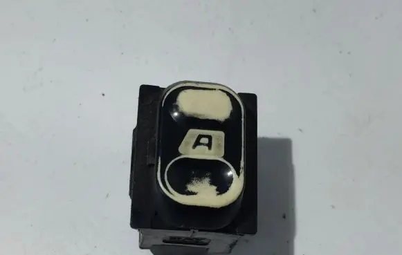 Citroen Berlingo Electric window control switch