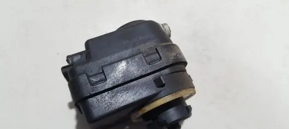 Citroen Xsara Picasso Headlight level adjustment motor 