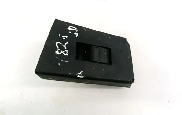 Toyota Auris E180 Electric window control switch 747102630 7471-02630