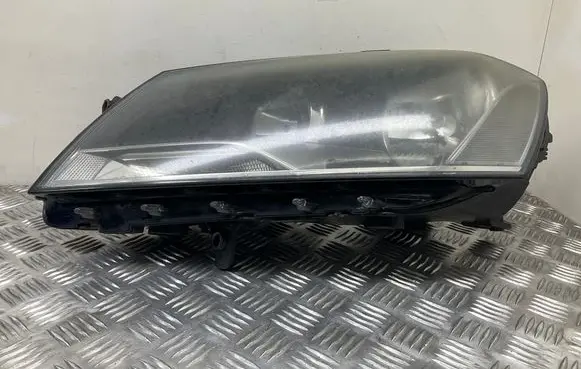 Volkswagen PASSAT B7 Headlight/headlamp 3AC941005