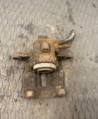 Mercedes-Benz B W245 Rear brake caliper